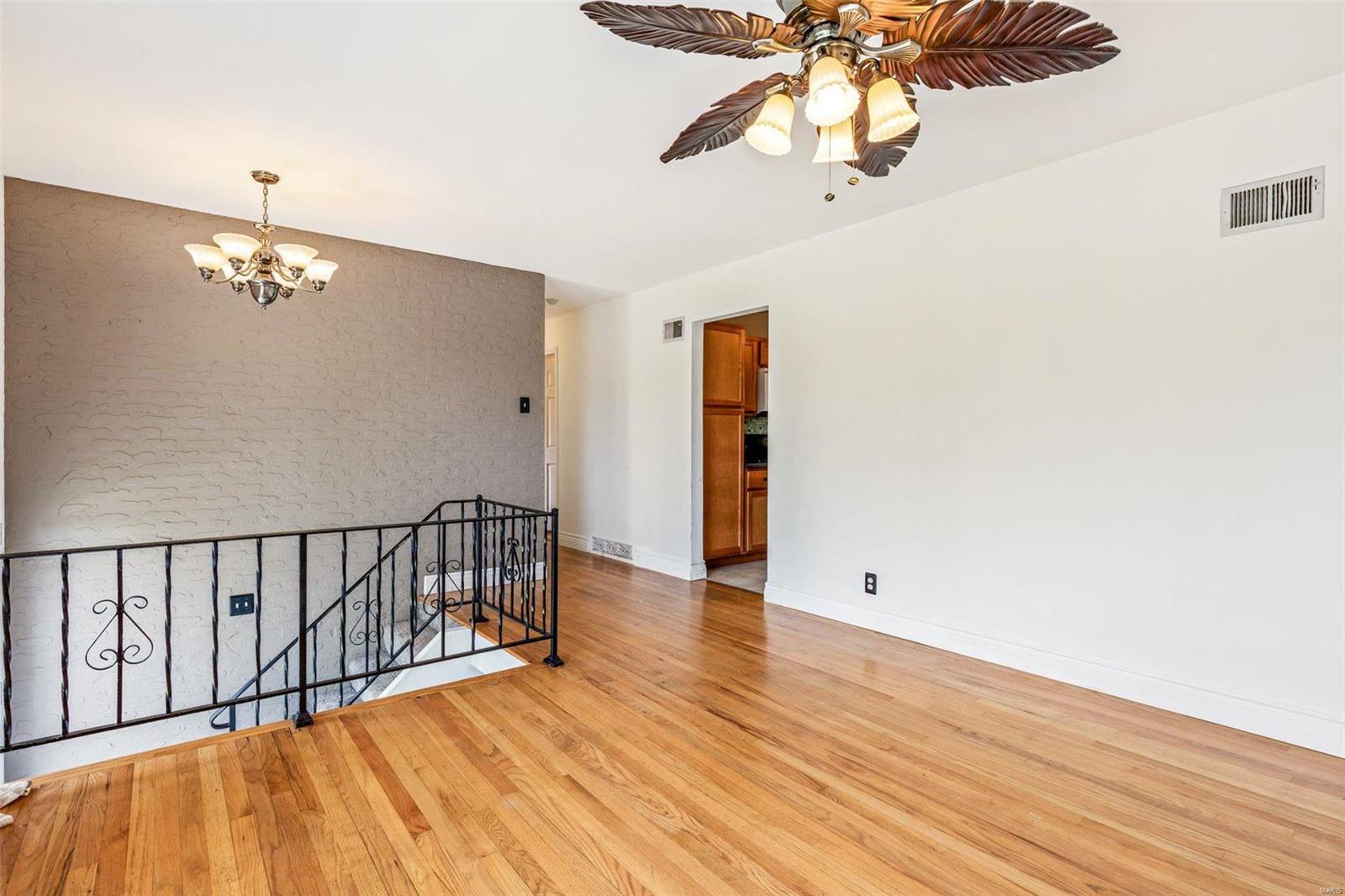 561 Robin Dr.