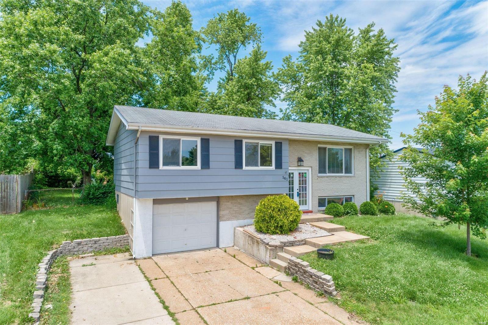 561 Robin Dr.
