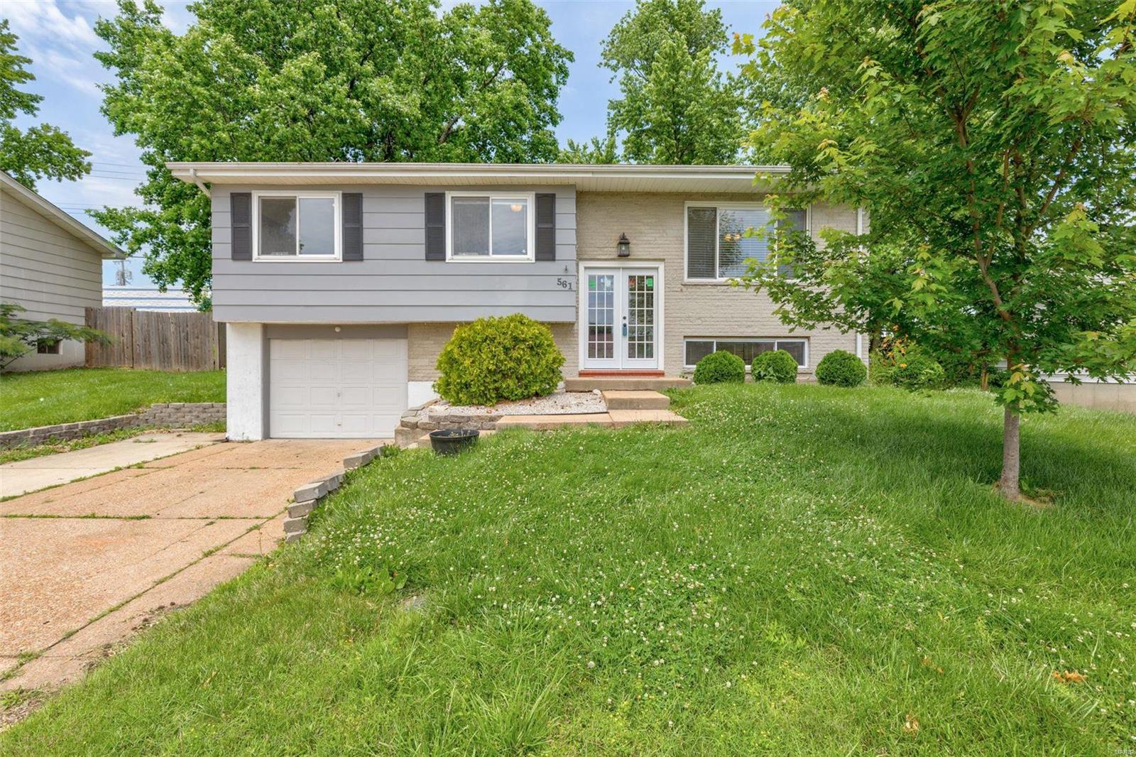 561 Robin Dr.