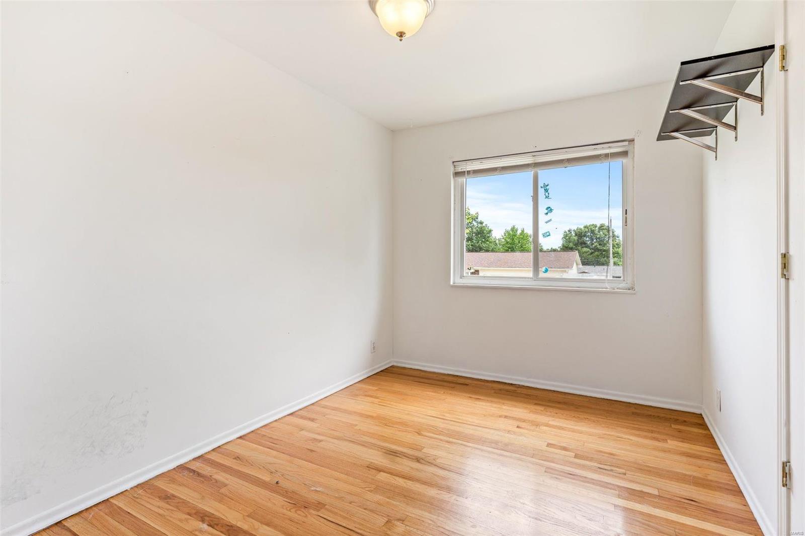 561 Robin Dr.