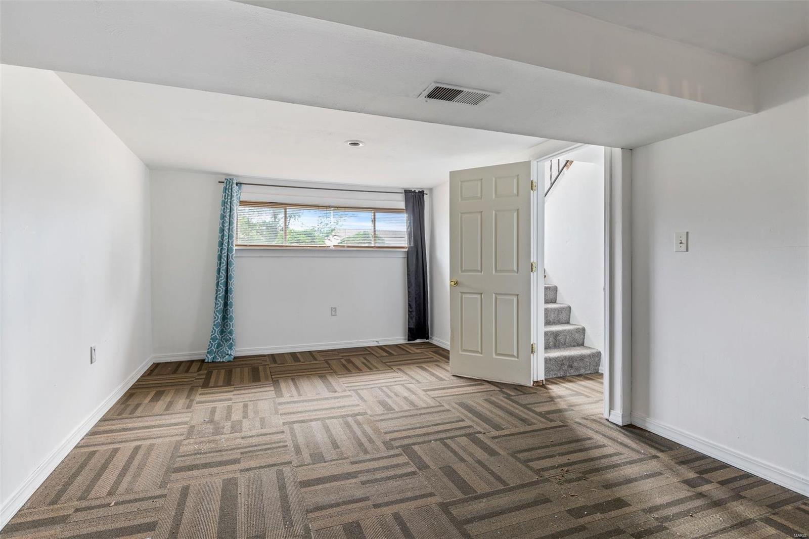 561 Robin Dr.