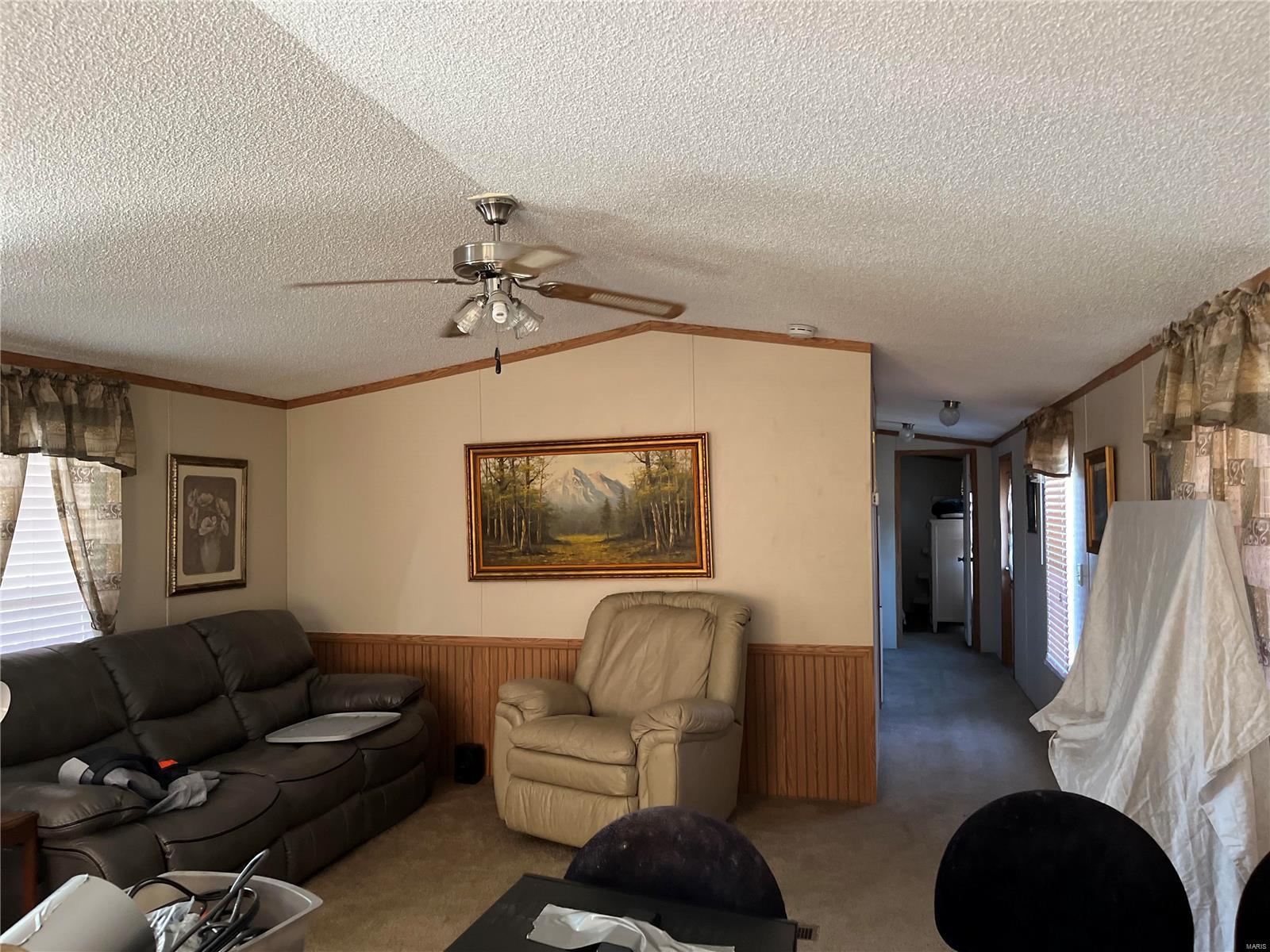 11738 Argonne Rd
