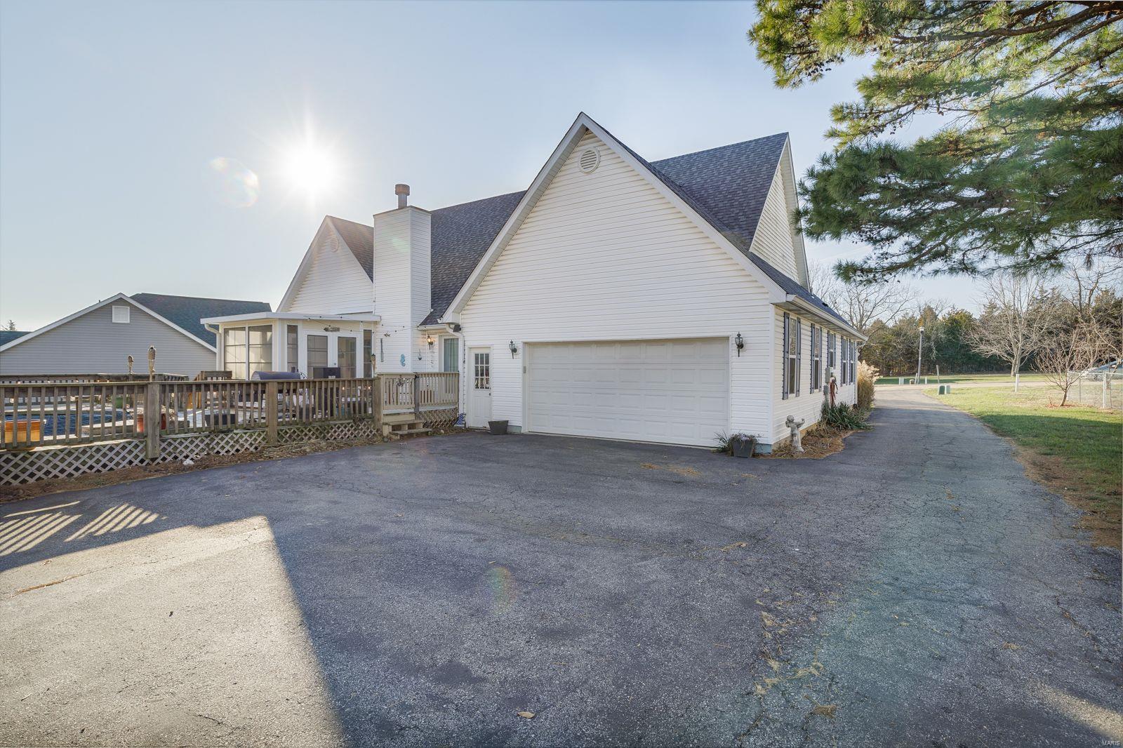 1509 Essex Heights