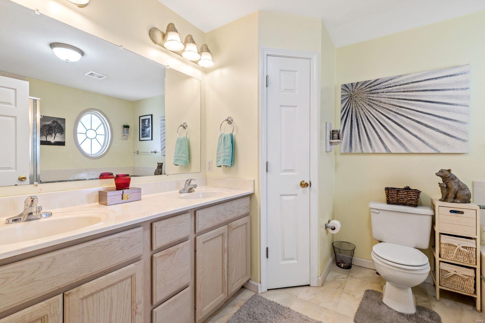 1509 Essex Heights