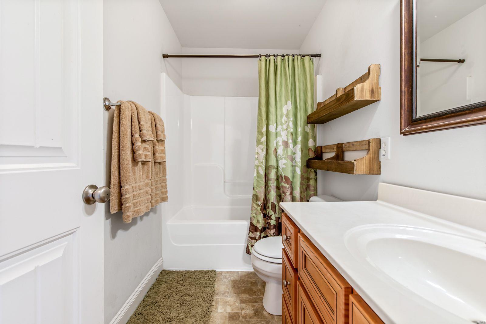 327 Bucking Horse Dr