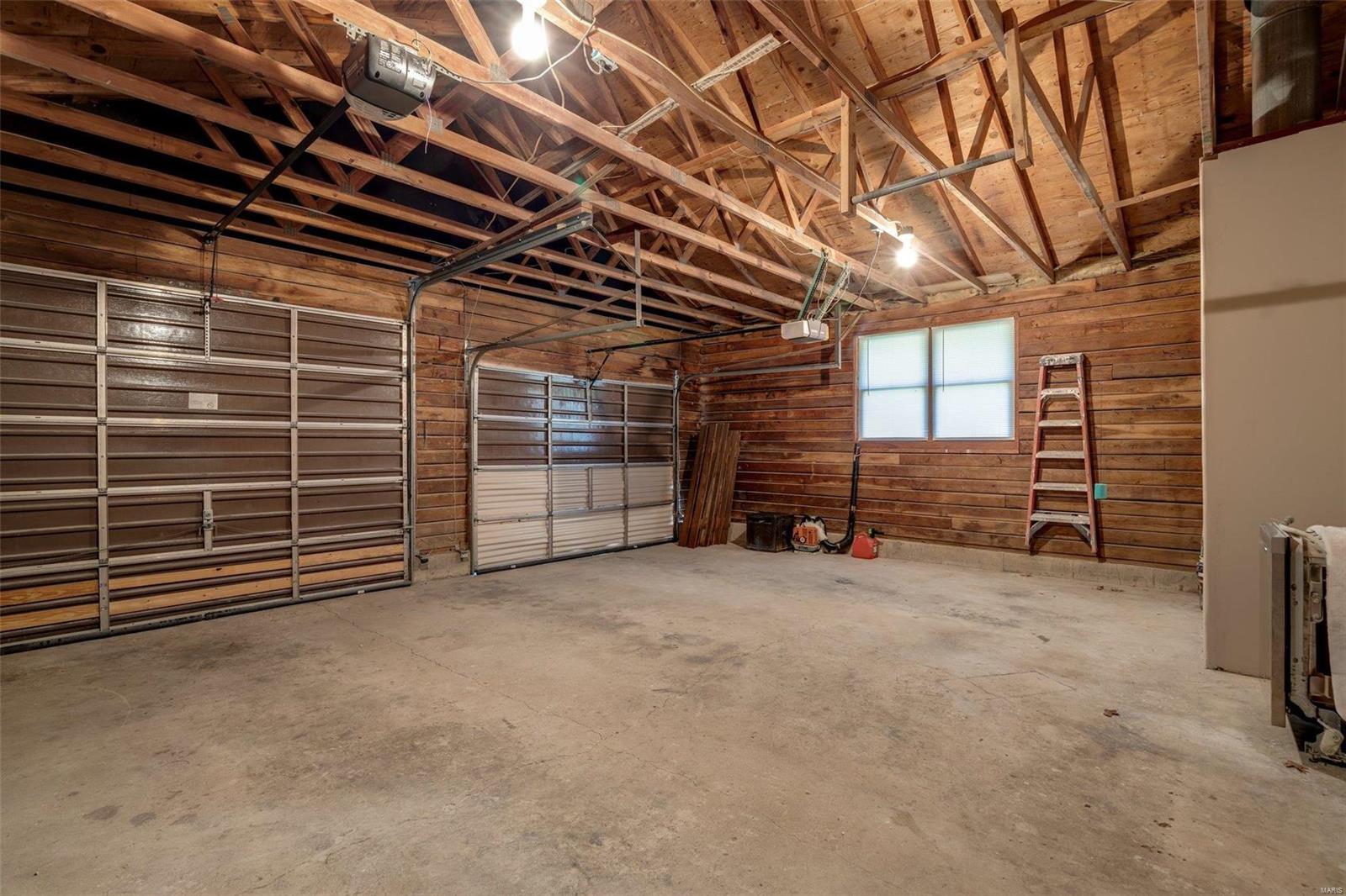 144 Post Oaks Dr.