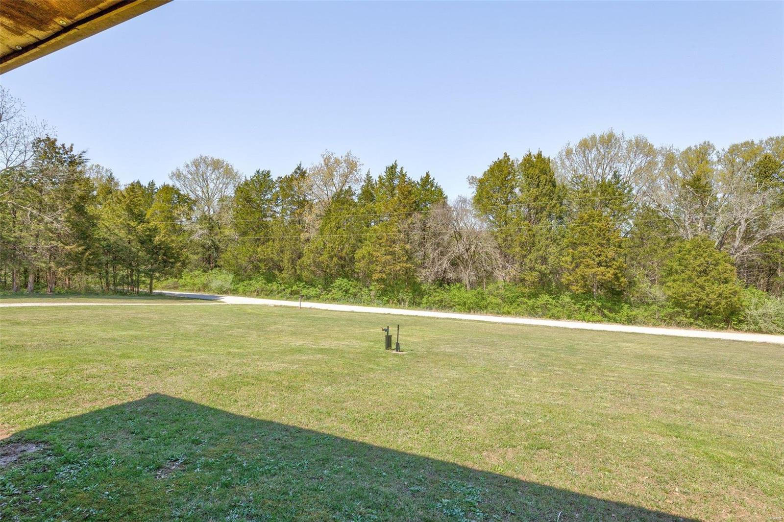 144 Post Oaks Dr.