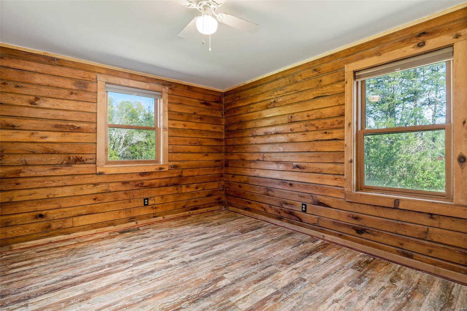 144 Post Oaks Dr.