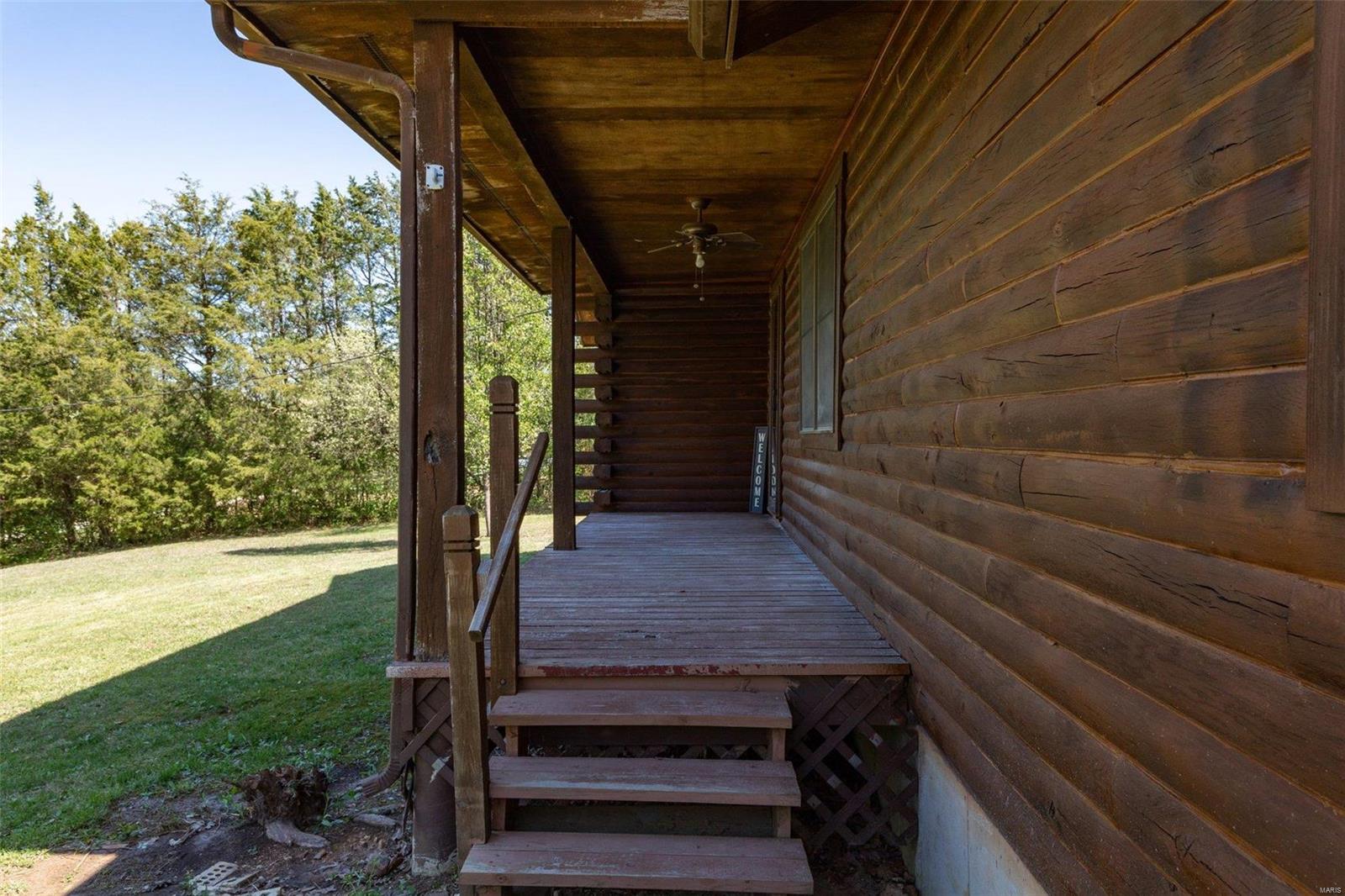 144 Post Oaks Dr.