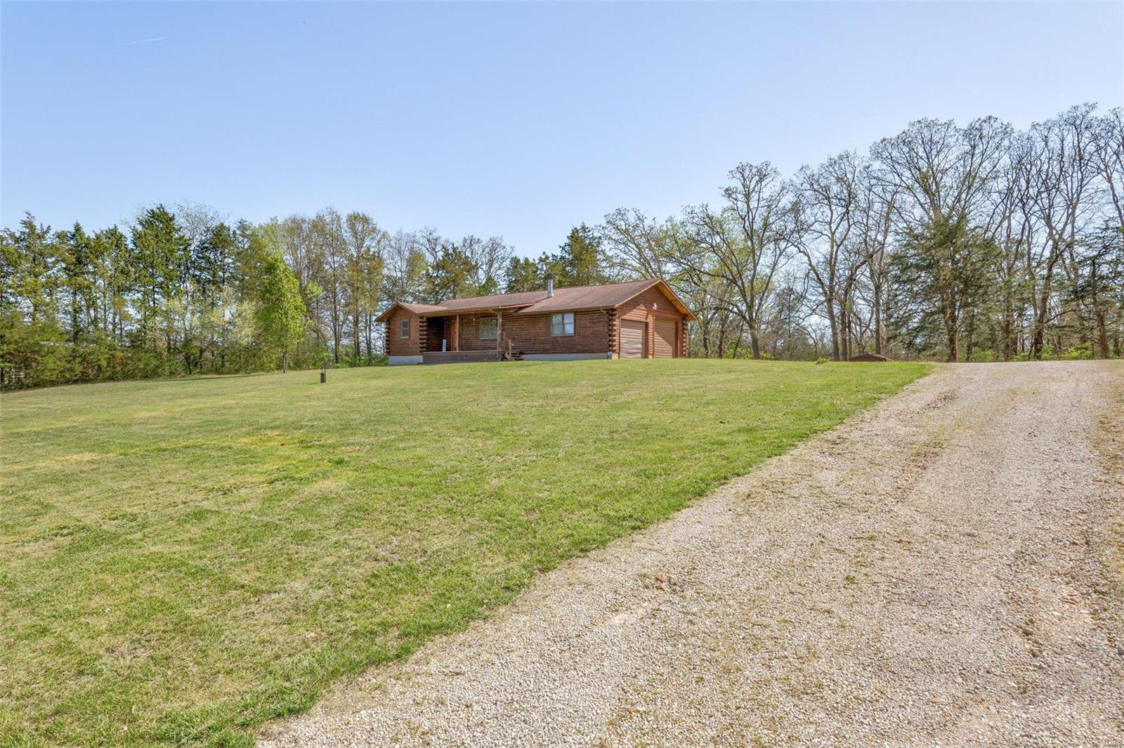 144 Post Oaks Dr.