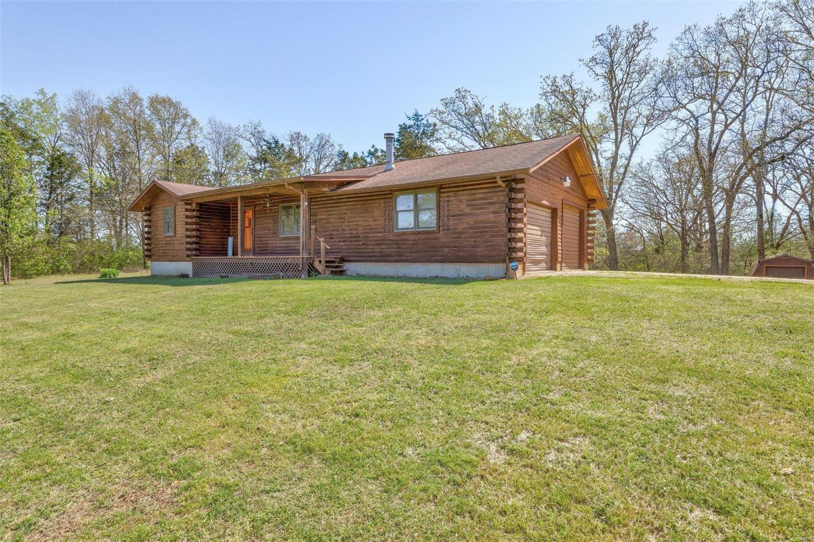144 Post Oaks Dr.