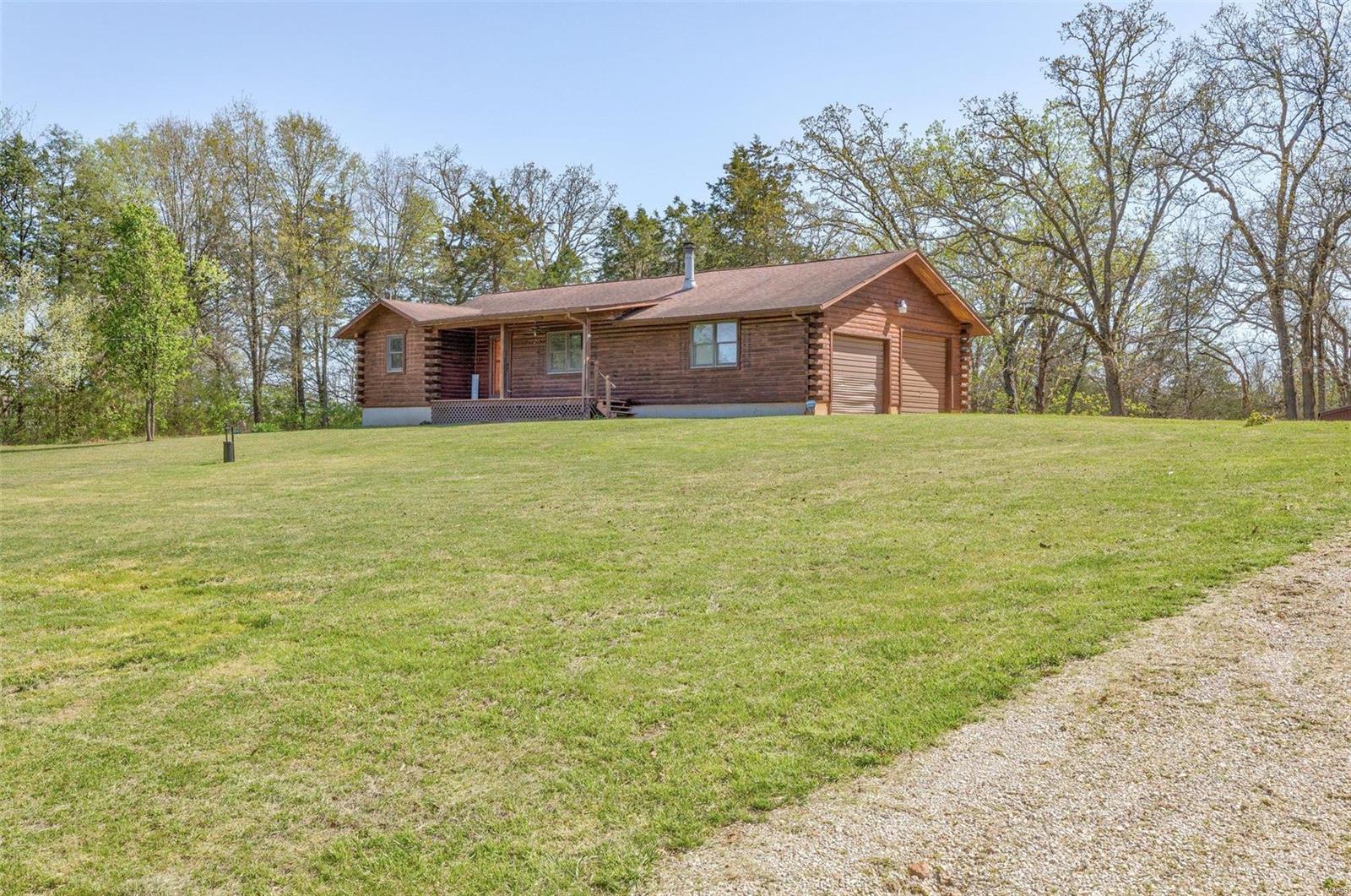 144 Post Oaks Dr.