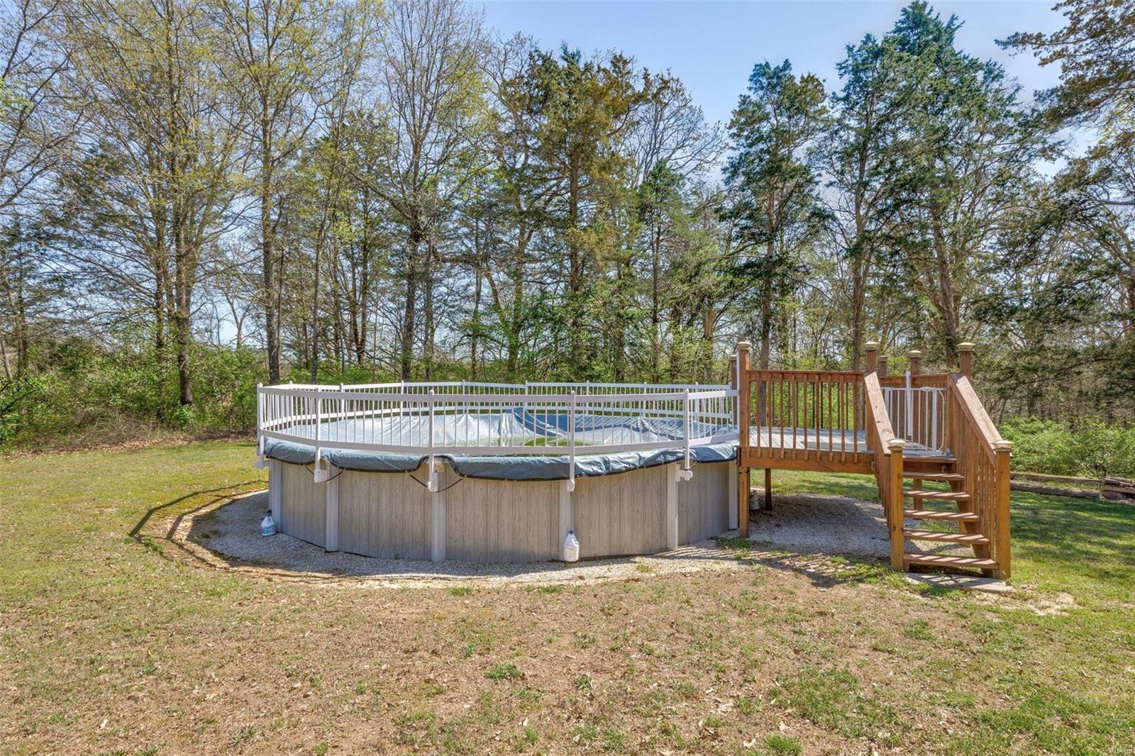 144 Post Oaks Dr.