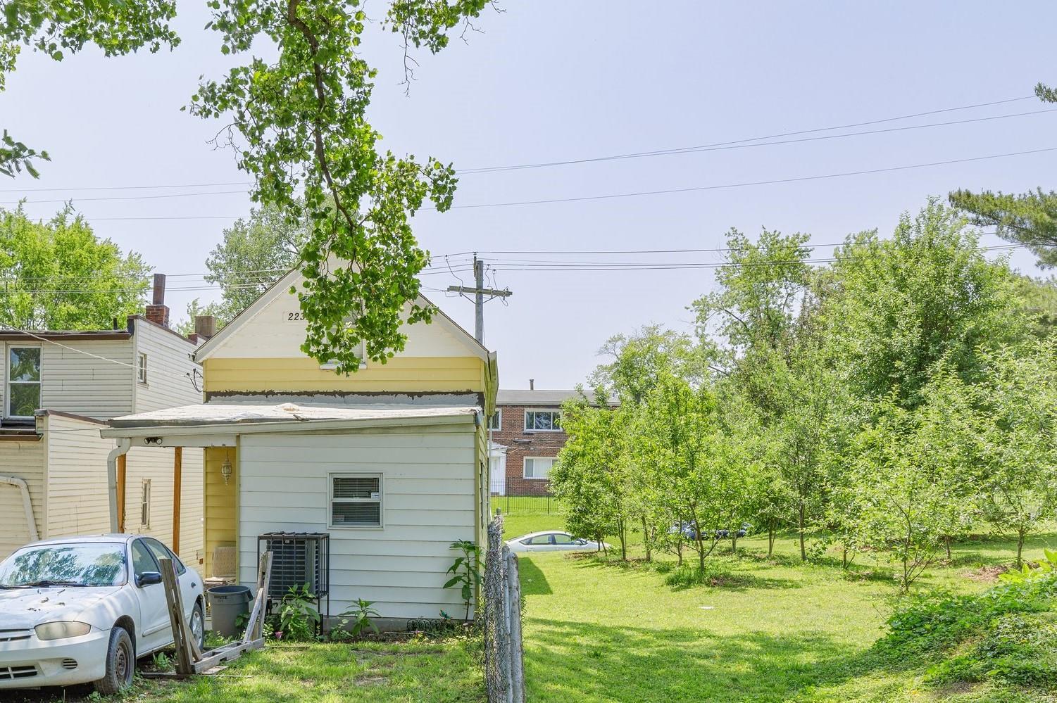 2235 Gasconade St.