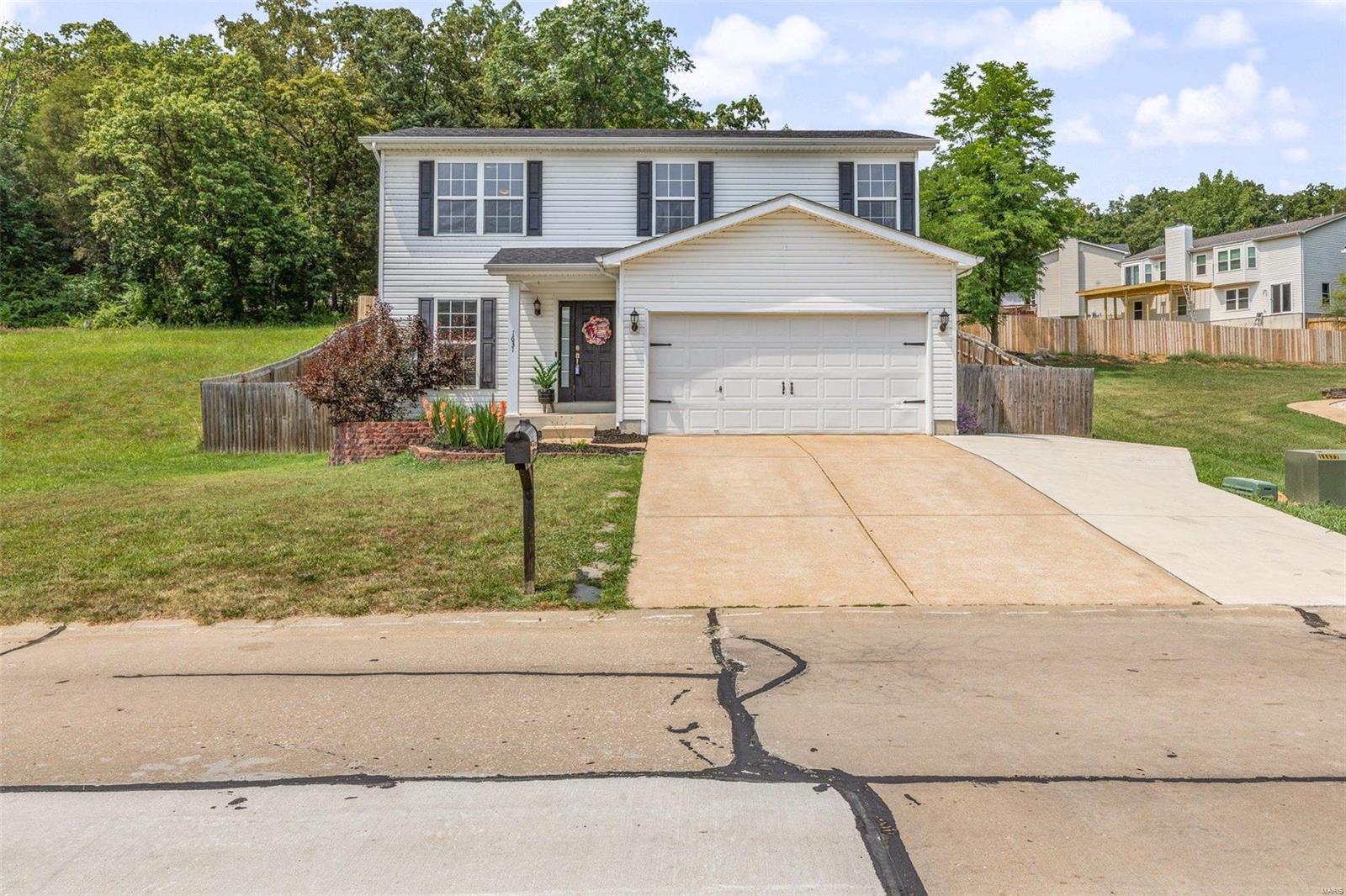 1631 Twelve Oaks Place