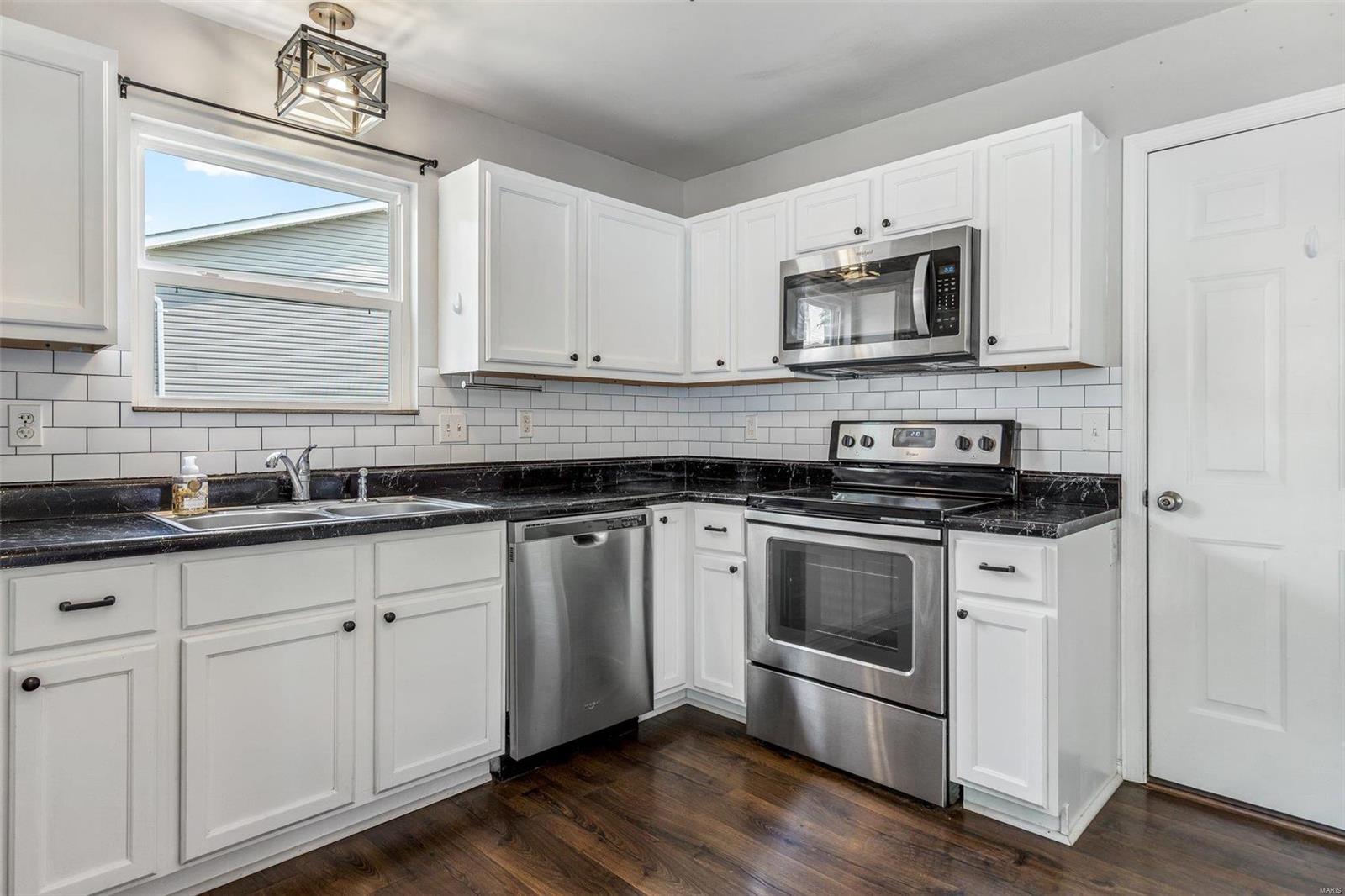 1631 Twelve Oaks Place