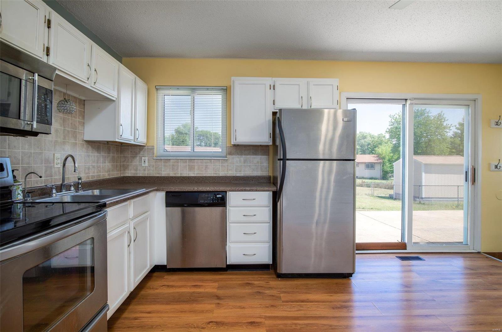 2816 Vineyard Dr