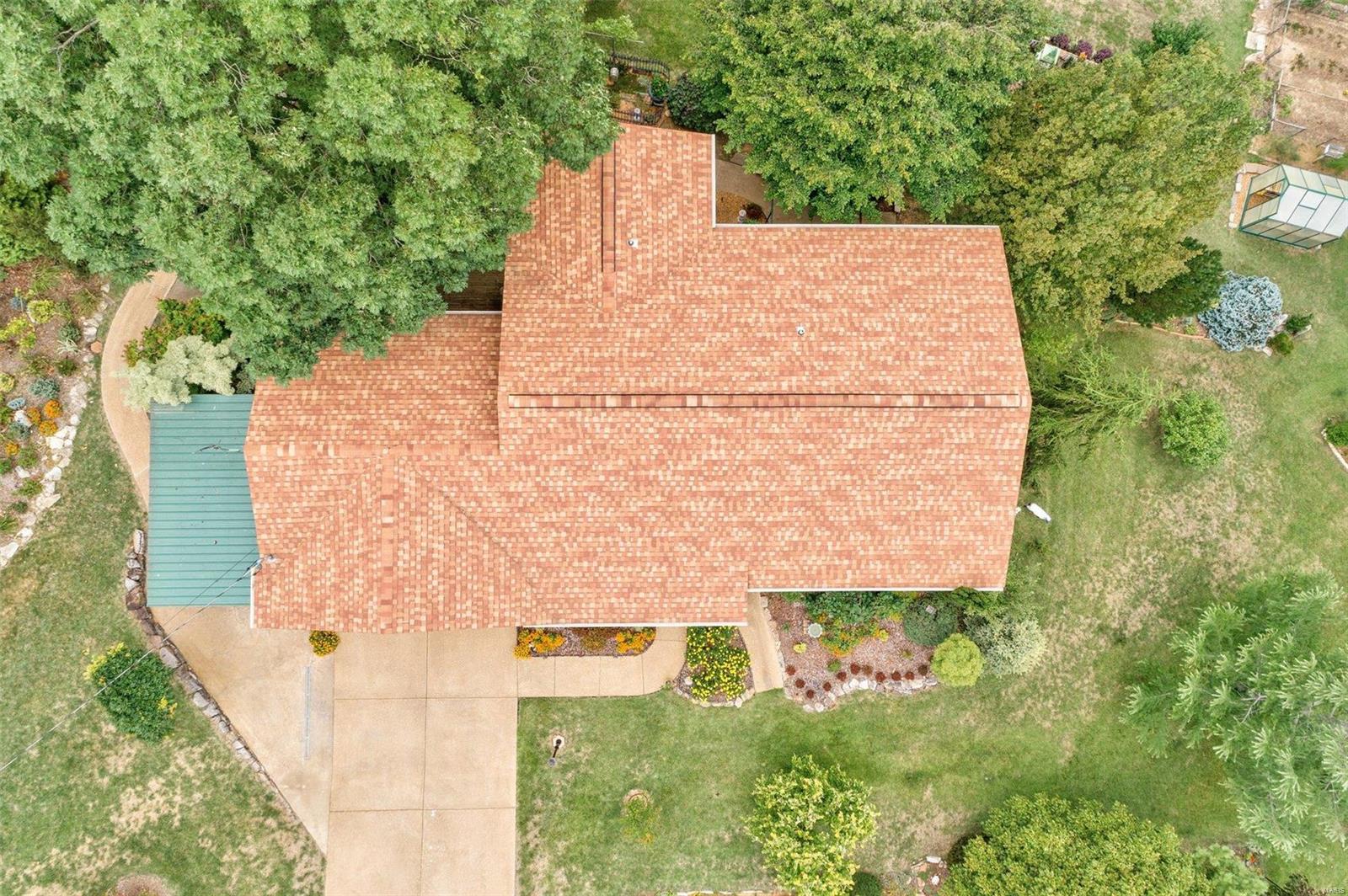 1325 Brenda Dr
