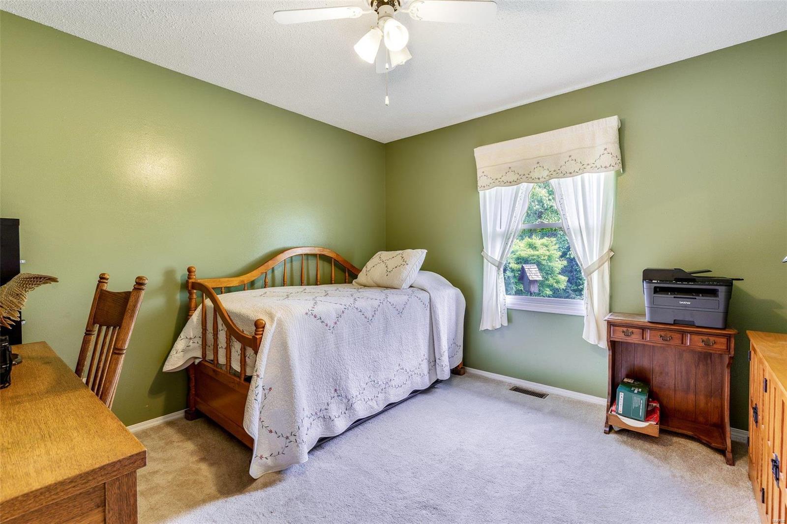 1325 Brenda Dr