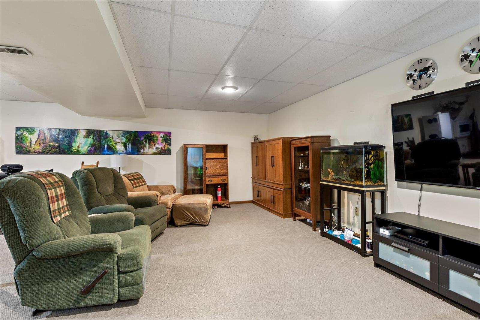 1325 Brenda Dr