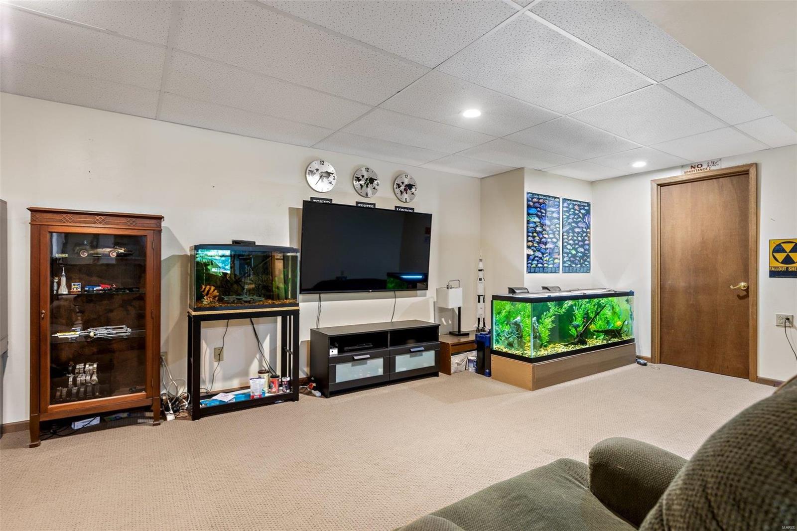 1325 Brenda Dr