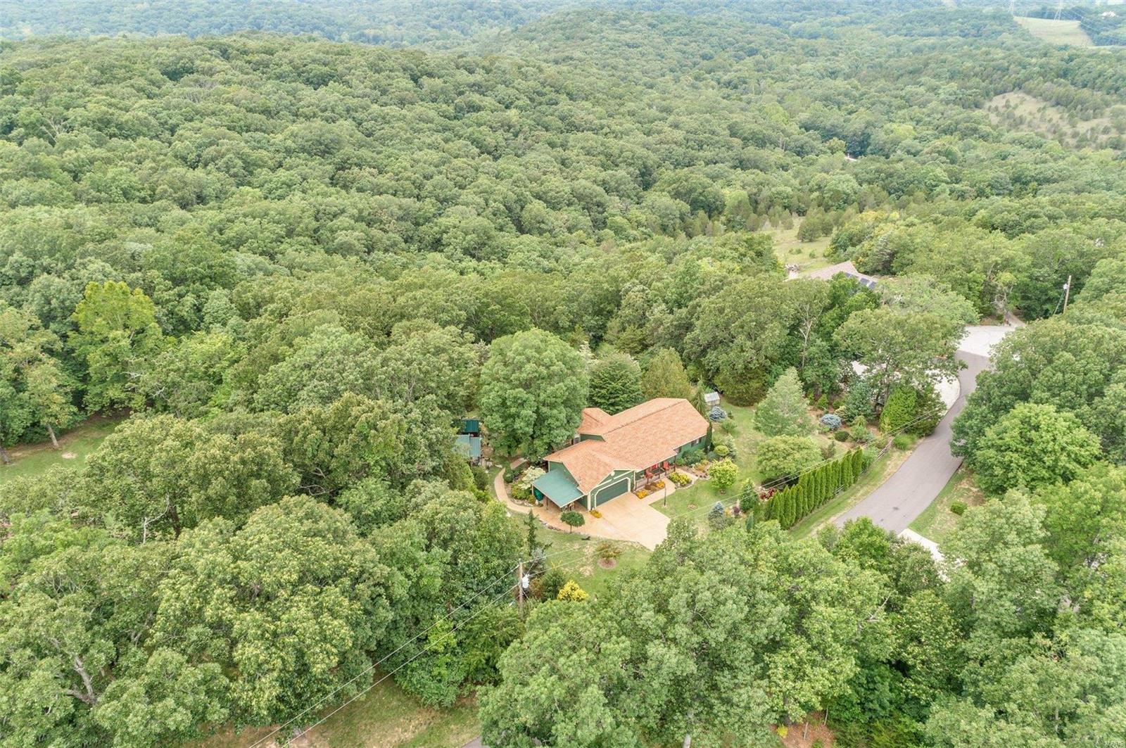 1325 Brenda Dr