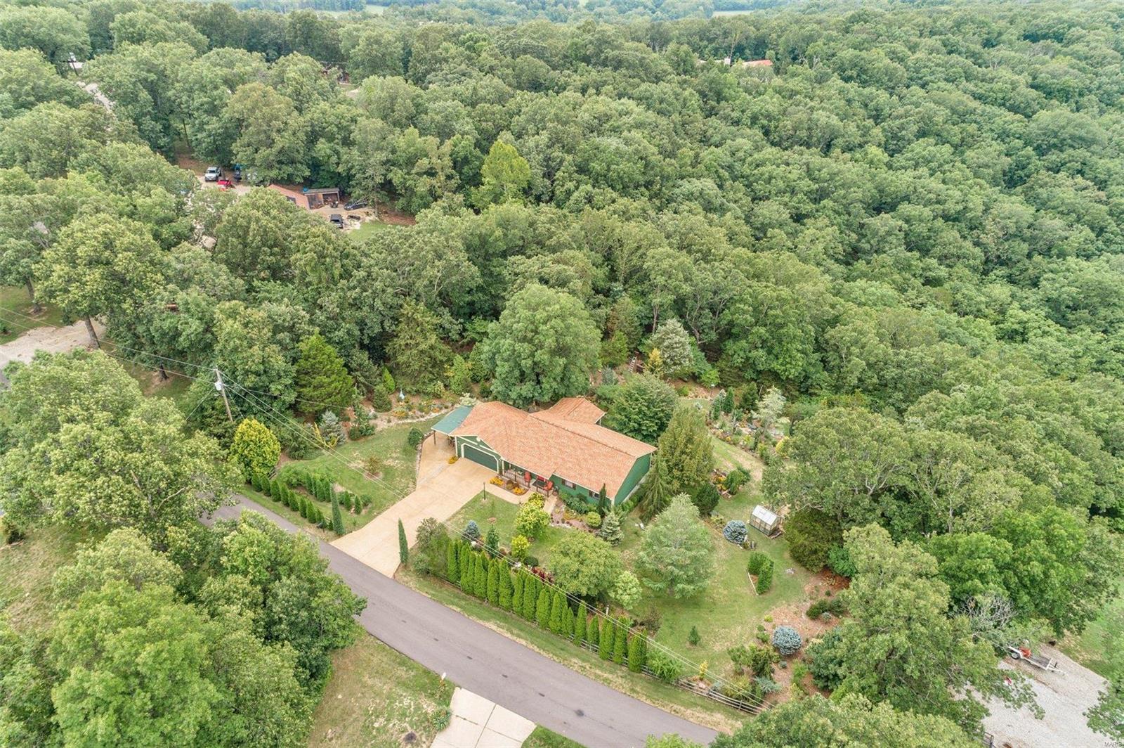 1325 Brenda Dr