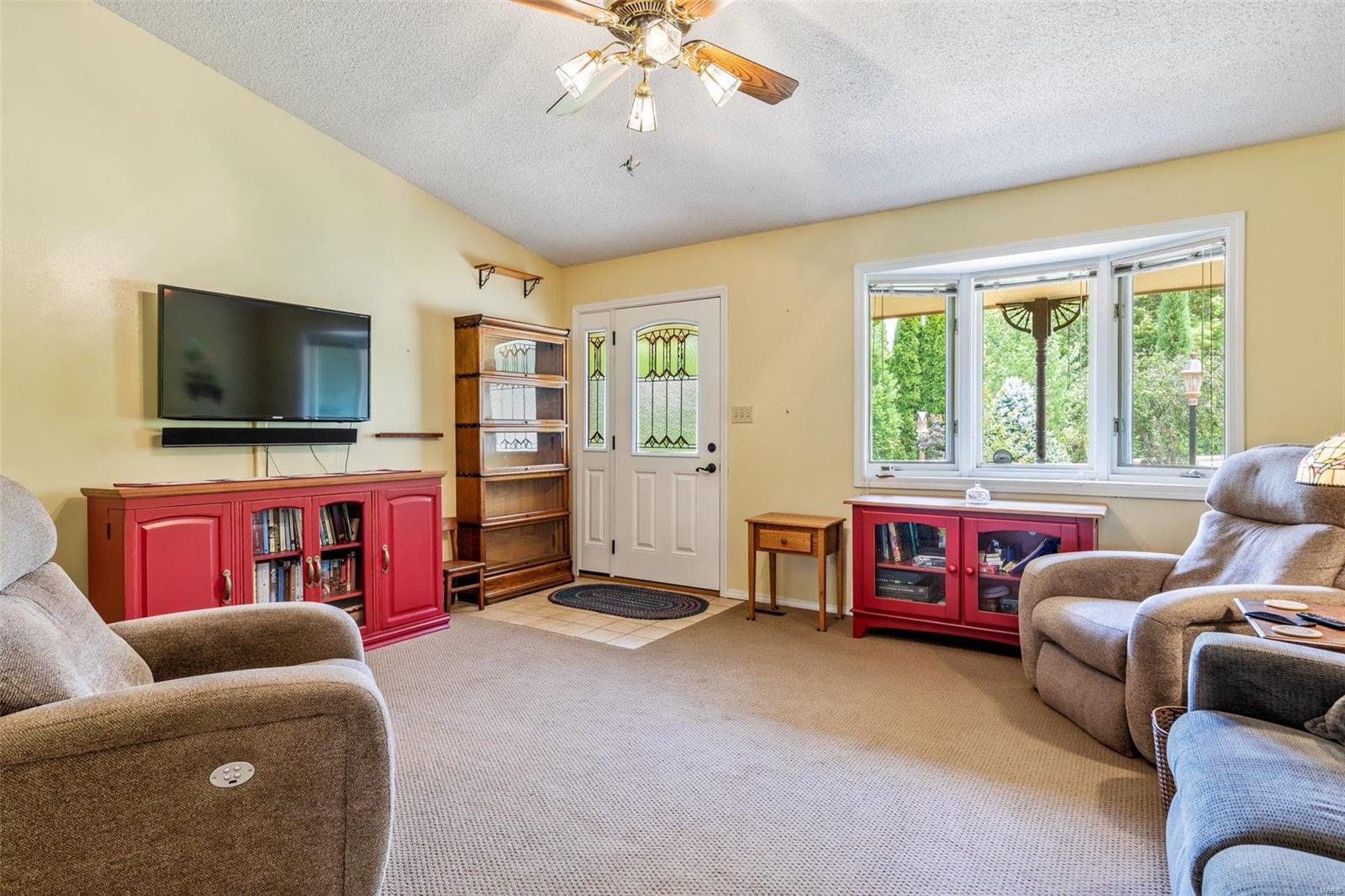 1325 Brenda Dr