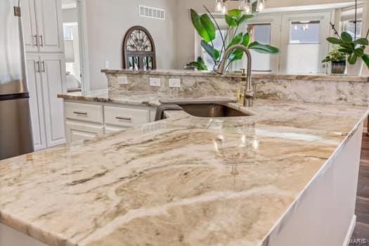 1810 Sunset Ridge