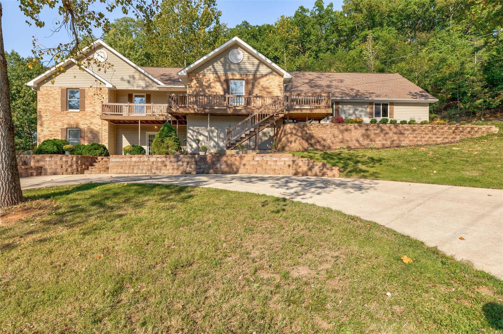 2571 Ridgeview Dr