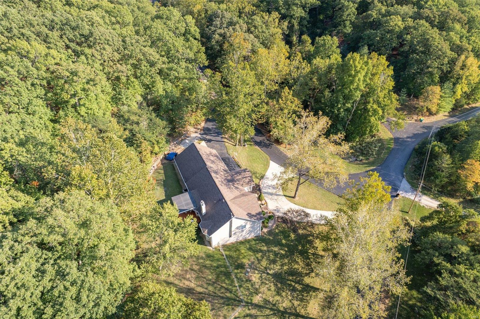 2571 Ridgeview Dr