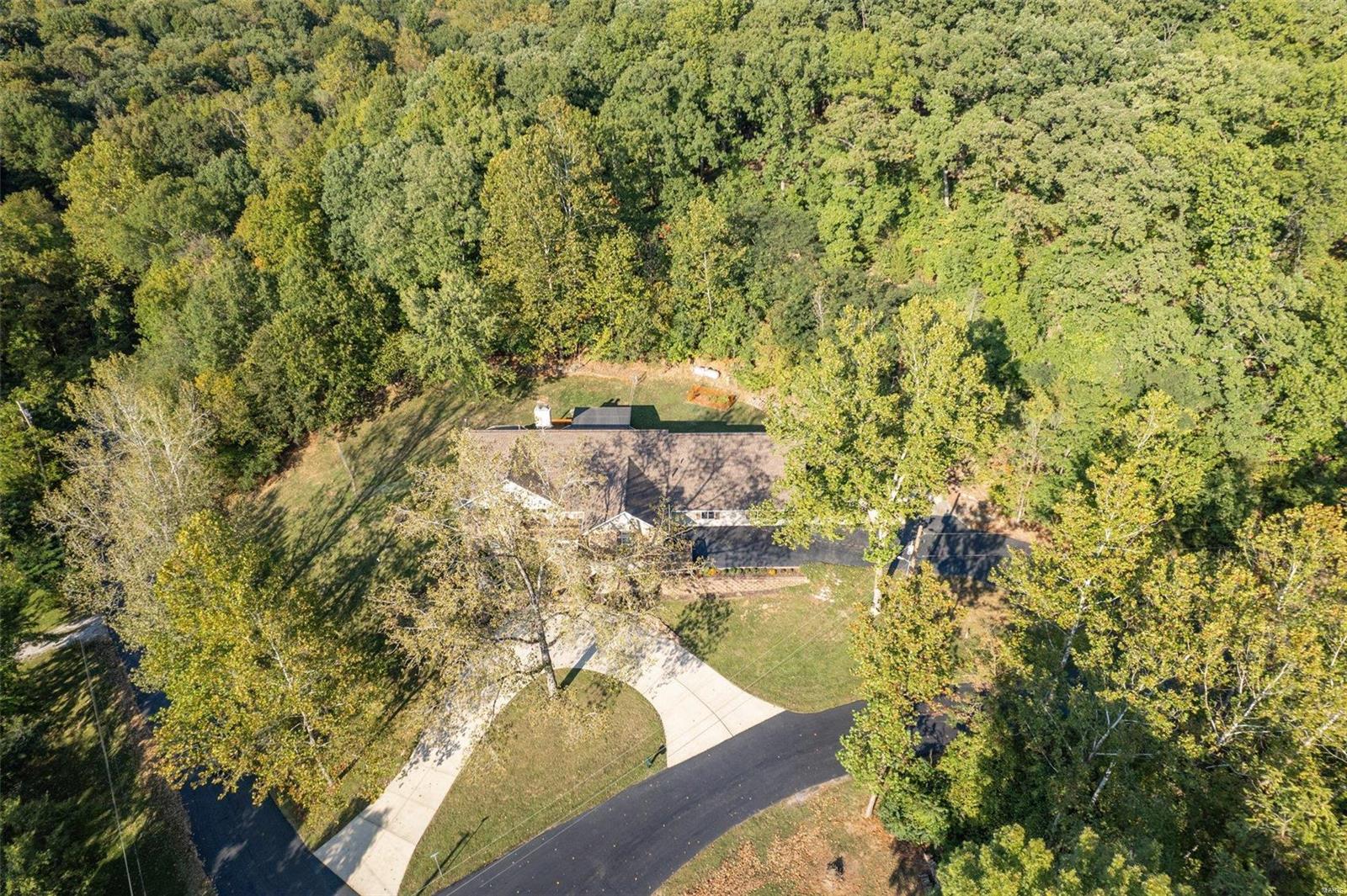 2571 Ridgeview Dr