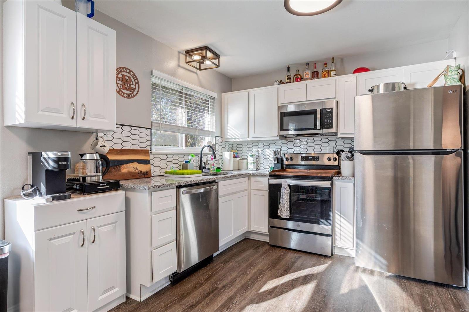 11 Riverbluff Dr.