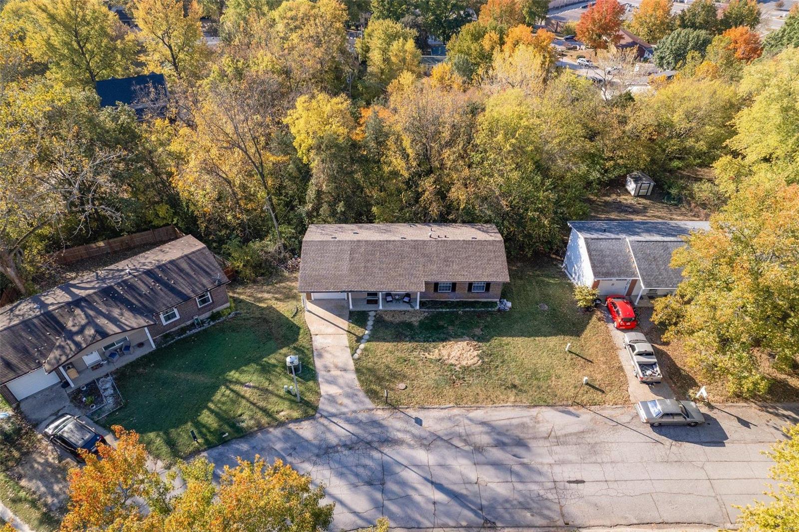 11 Riverbluff Dr.