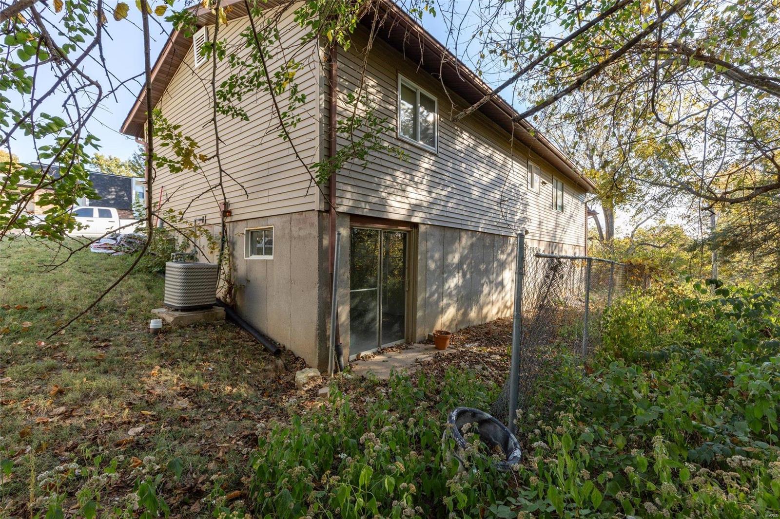 11 Riverbluff Dr.