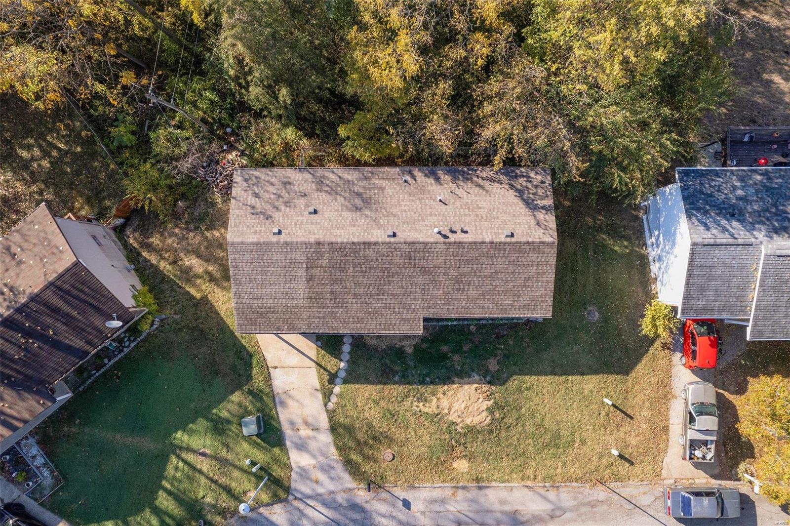 11 Riverbluff Dr.