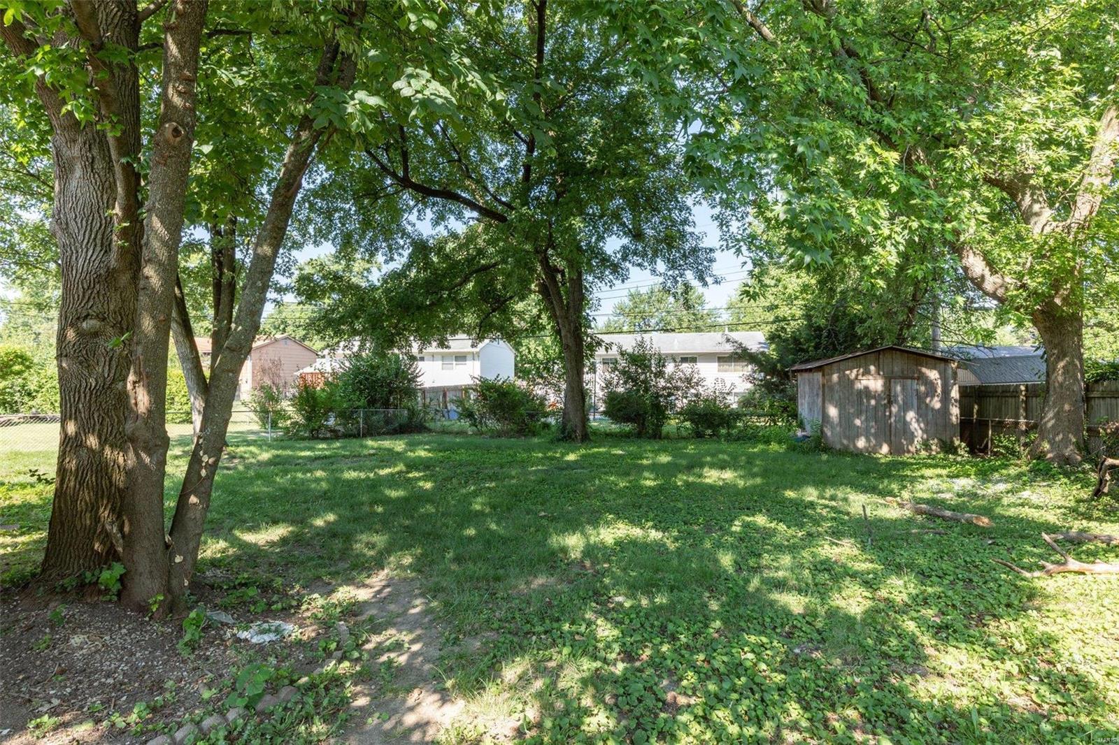 2205 Buttercup Dr.