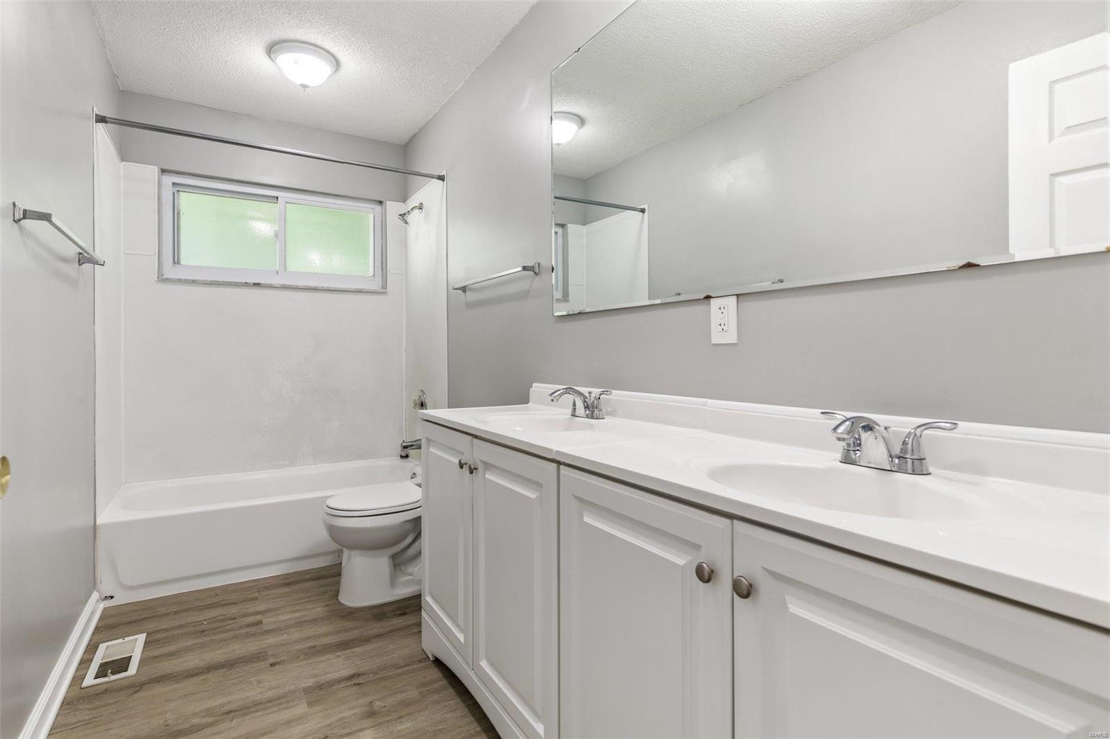 2205 Buttercup Dr.