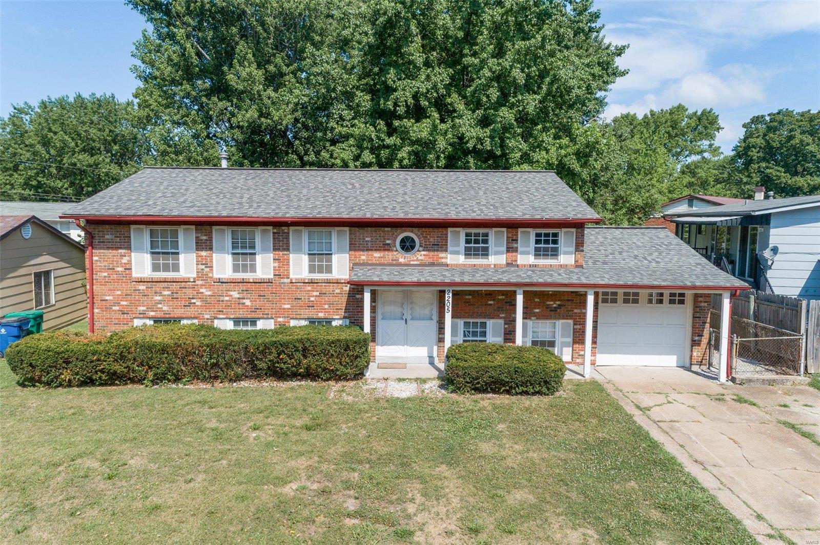 2205 Buttercup Dr.