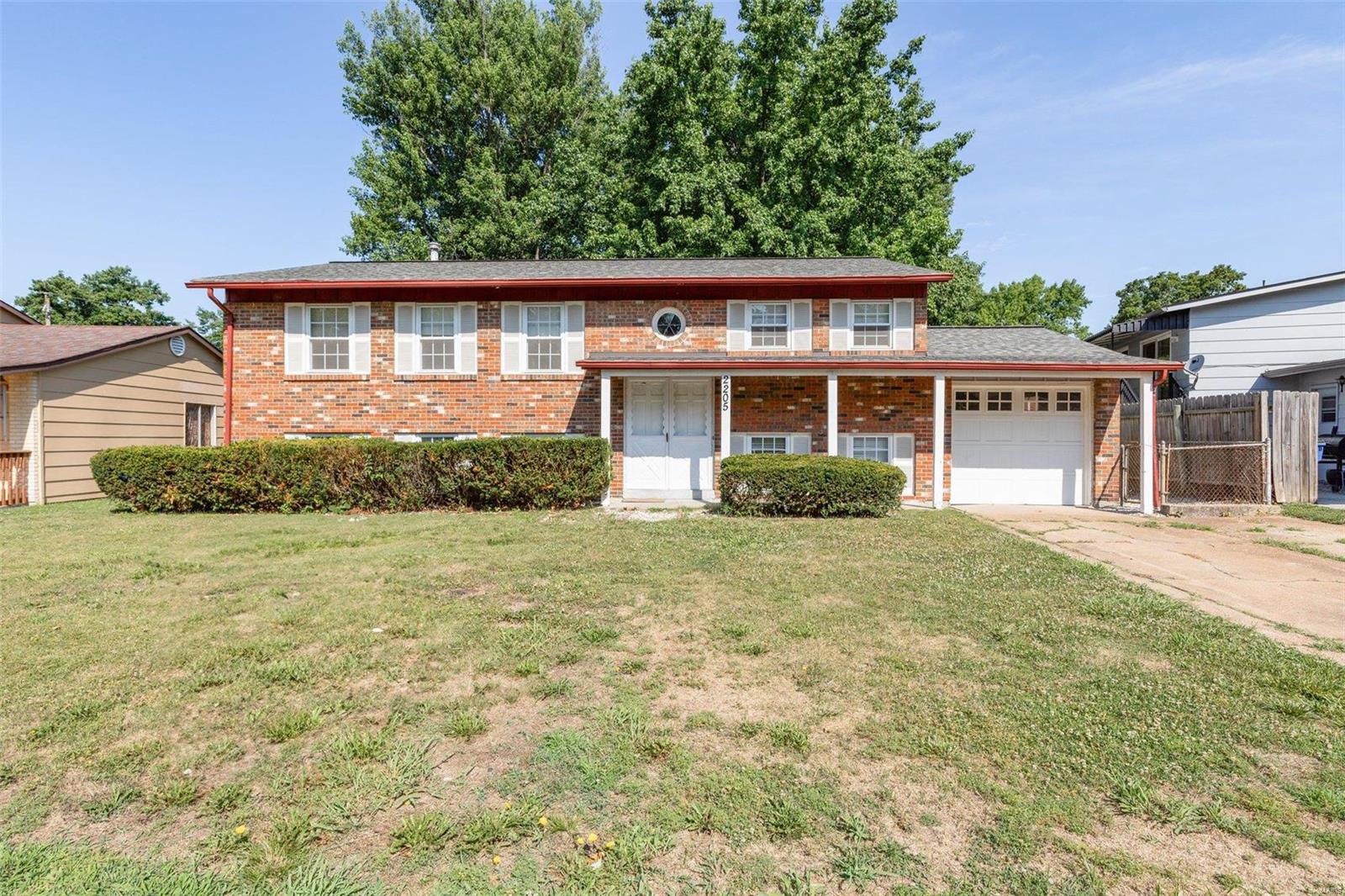 2205 Buttercup Dr.