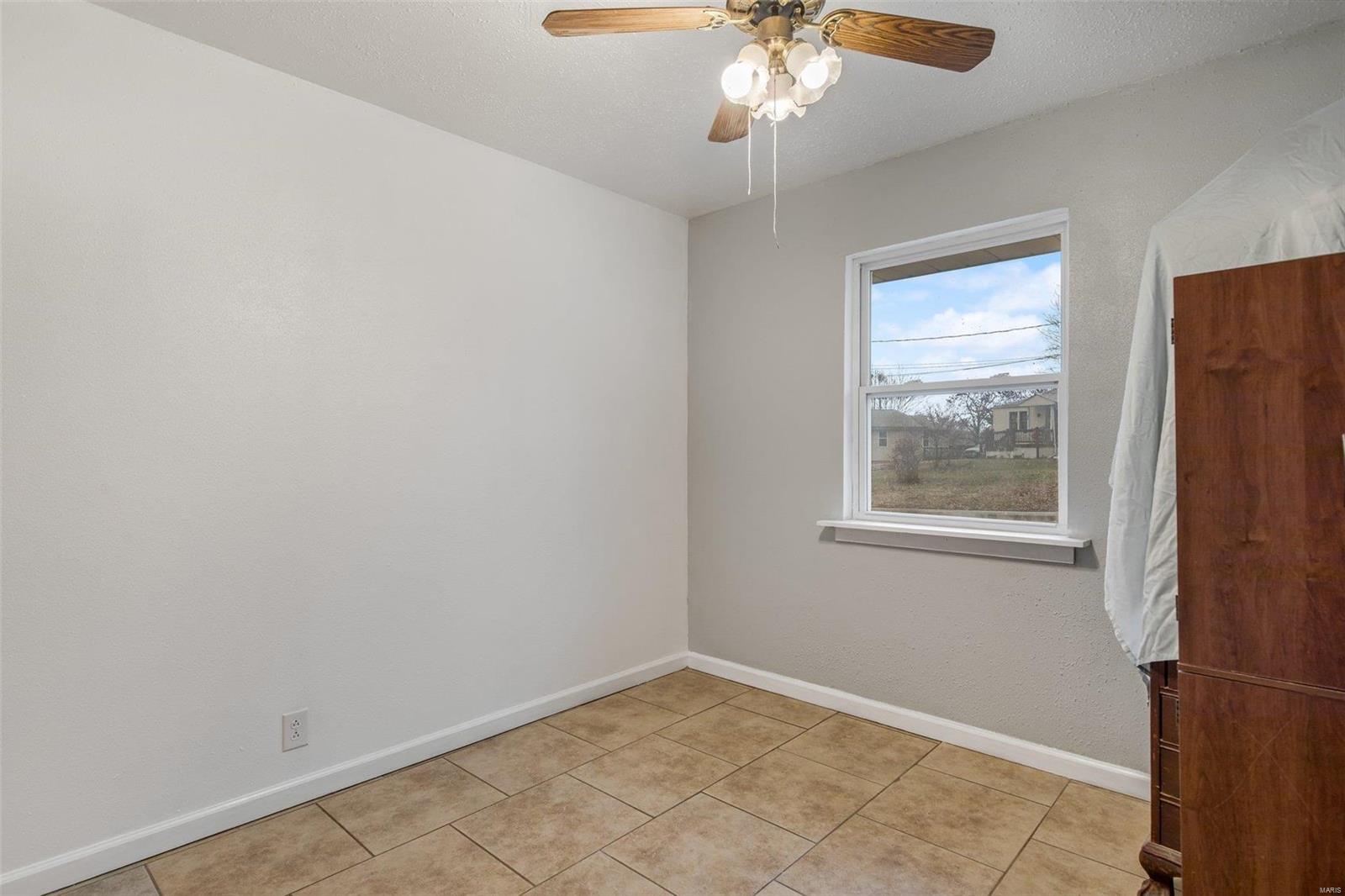 655 Riverview Dr.