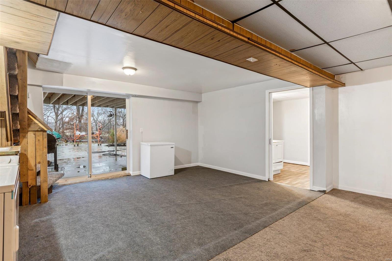 655 Riverview Dr.