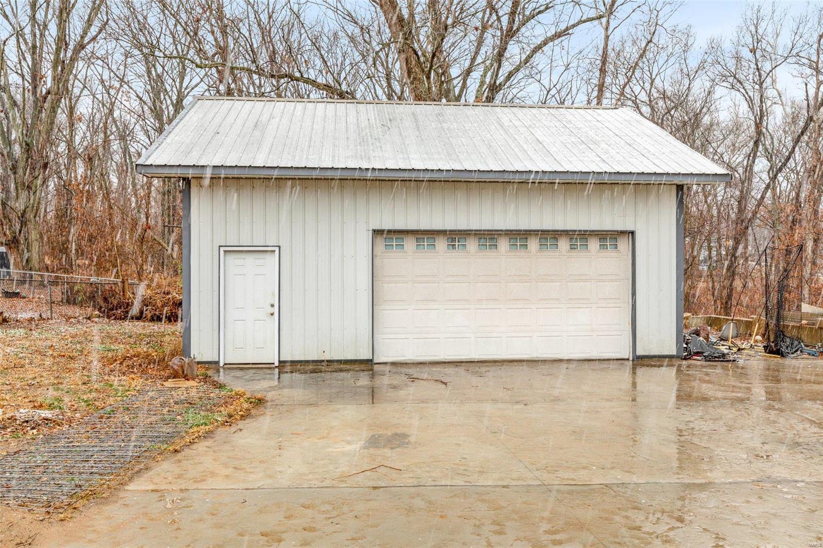 655 Riverview Dr.