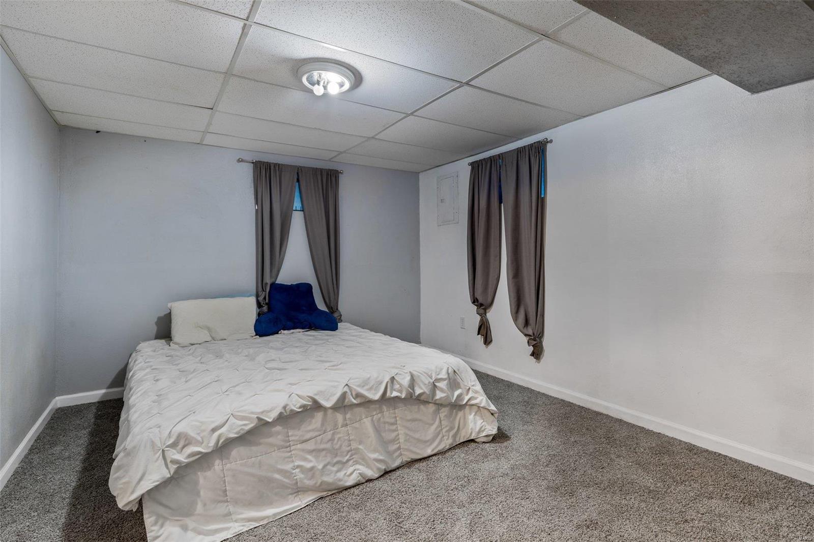 655 Riverview Dr.