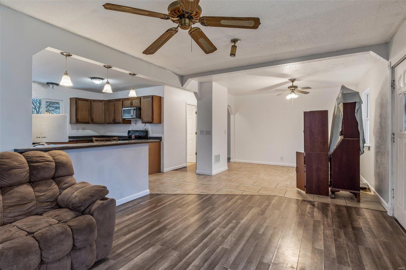 655 Riverview Dr.