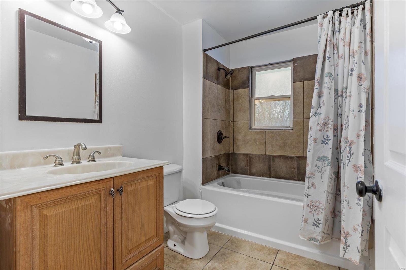 655 Riverview Dr.