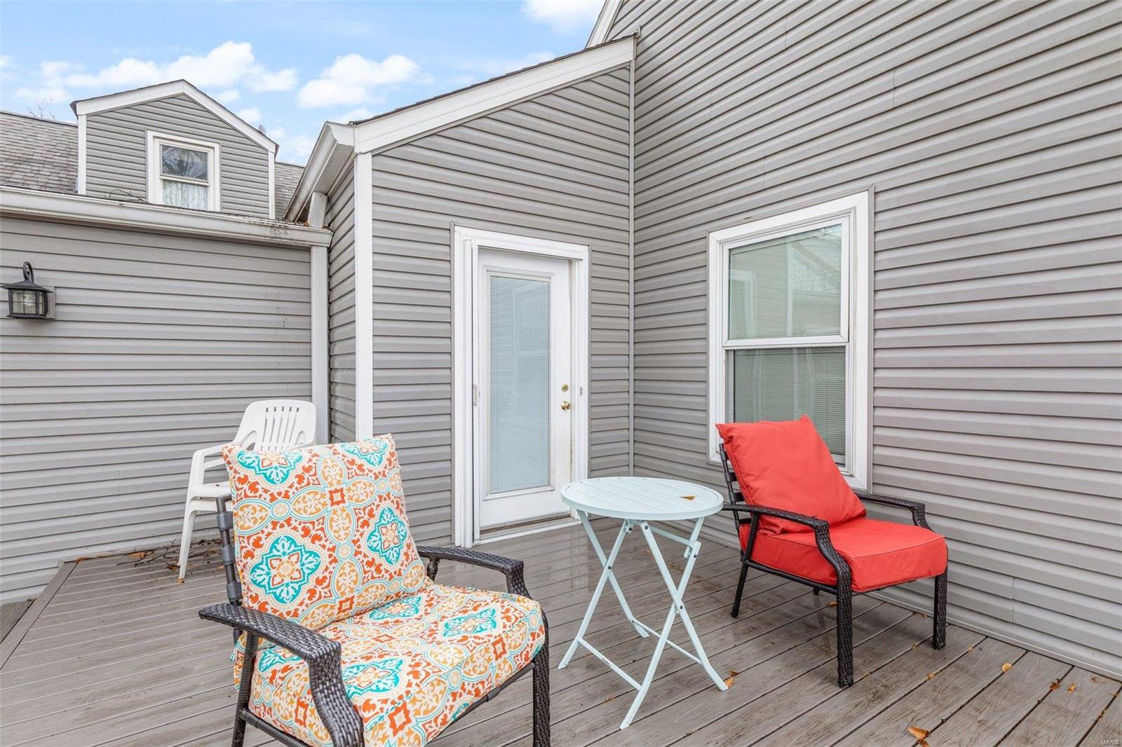 1 Harwood Ln