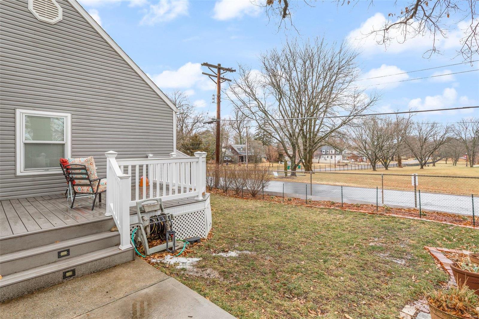 1 Harwood Ln