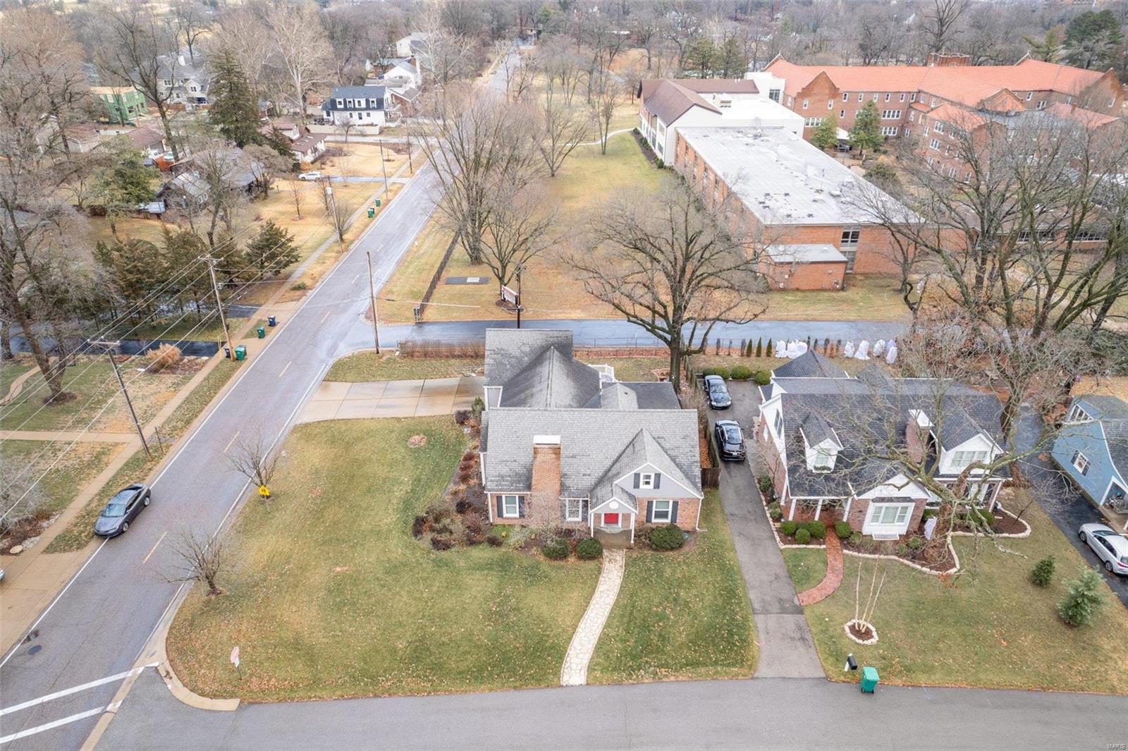 1 Harwood Ln