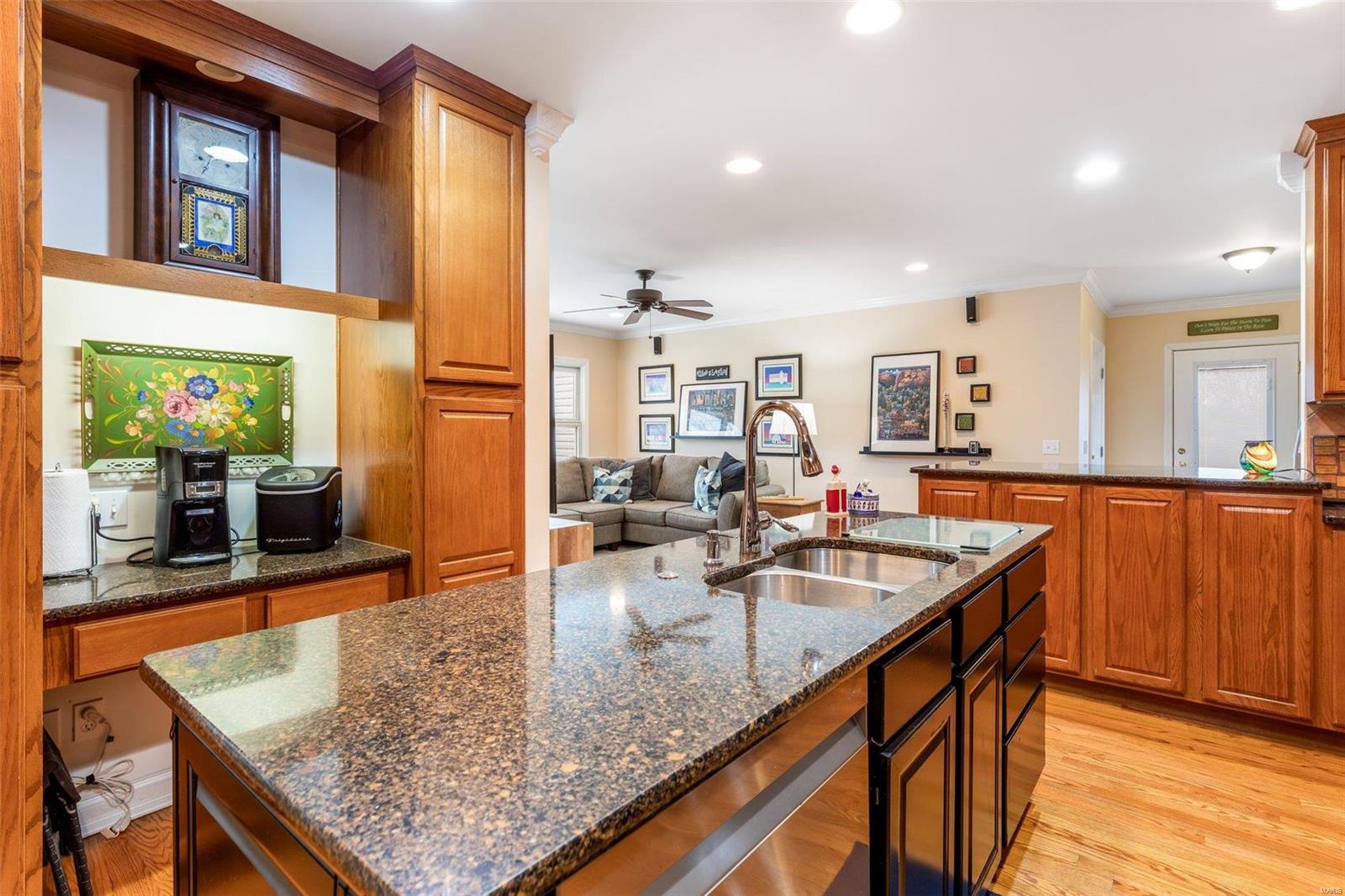 1 Harwood Ln